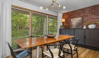 3177 Sunnywood Dr, Ann Arbor, MI 48103
