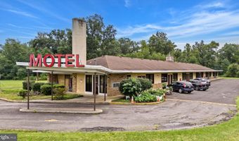 1058 HAUSMAN Rd, Allentown, PA 18104