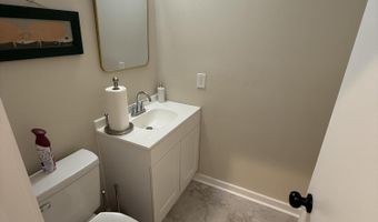 2201 Boundary St 105D, Beaufort, SC 29902