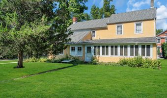 19 High St, Allentown, NJ 08501