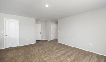 120 Pin Oak Dr, Aurora, MO 65605