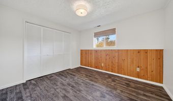 1260 JACKSON Ave SW, Bandon, OR 97411