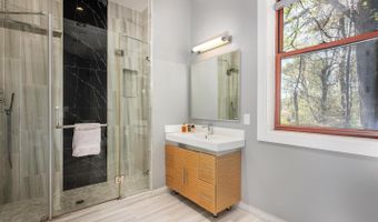 10405 BOSWELL Ln, Potomac, MD 20854