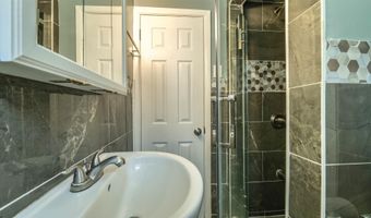 673 N Dover Ave, Atlantic City, NJ 08401