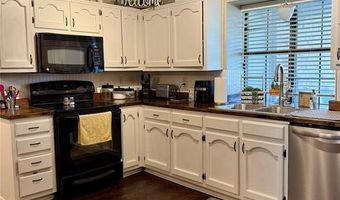 1012 Lincoln Dr, Sulphur Springs, TX 75482