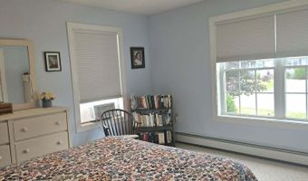 93 Streamside Ln, Bangor, ME 04401