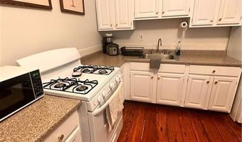 34 Farewell St 3, Newport, RI 02840