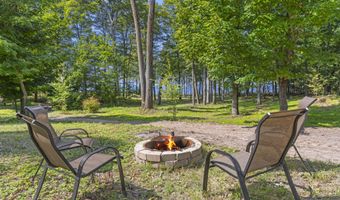 15382 Maxey Rd, Arcadia, MI 49613