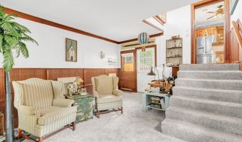 1805 ST Clair River Dr, Algonac, MI 48001