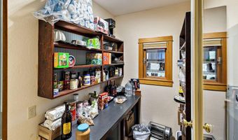 2245 Colestin Rd, Ashland, OR 97520