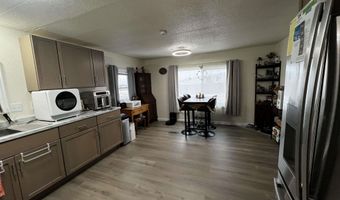 3008 TERRY Rd 1, Cheyenne, WY 82007