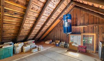 24 Liberty St, Clinton, CT 06413