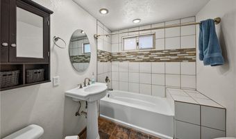 8929 Central Rd, Apple Valley, CA 92308