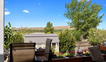 20702 E Berry Dr, Benton City, WA 99320