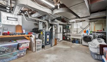 139 Lakewood Ave, West View, PA 15229