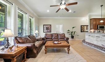 140 Miramar Cir, Weatherford, TX 76085