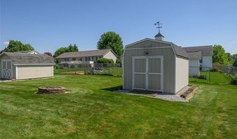 312 Apple Ridge Dr, Apple Creek, OH 44606