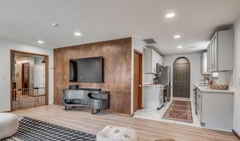 3008 N Tropicana Ave, Bethany, OK 73008