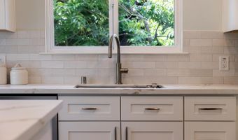 517 Sumner Ave, Aptos, CA 95003