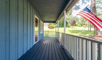 305 Summer Ct, Woodstock, GA 30188