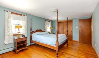 19 Longue Vue Ave, North Providence, RI 02904
