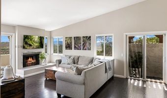 701 Fino Gln, Escondido, CA 92025