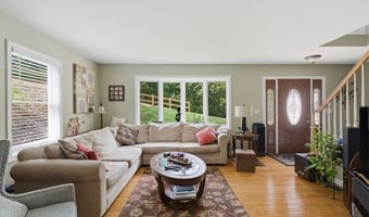 71 Bishop St, Bristol, CT 06010