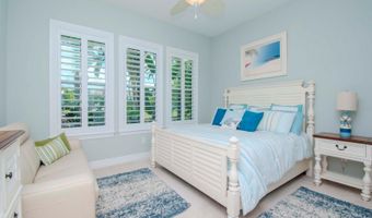 717 MANNS HARBOR Dr, Apollo Beach, FL 33572