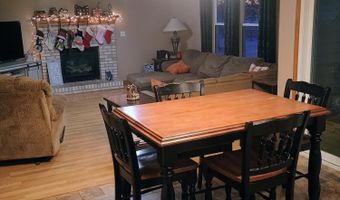 304 S Locust St, Arcanum, OH 45304