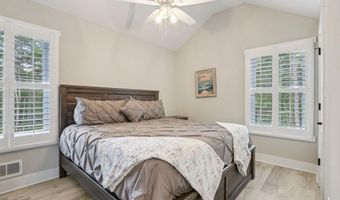431 Virginia Ave, Bayville, NJ 08721