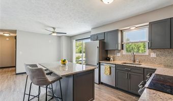2300 Seiler Rd, Alton, IL 62002