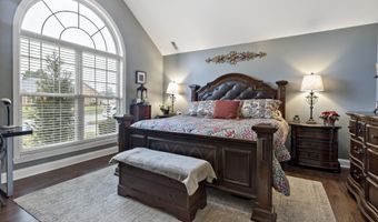1720 Hollister Dr, Alcoa, TN 37701