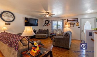 508 River View Dr, Cody, WY 82414