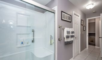541 N 4th Ave, Addison, IL 60101
