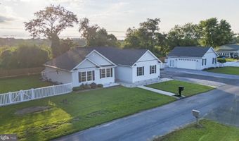 54 MINNER St, Houston, DE 19954