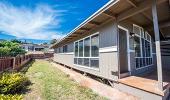 99-822 Nahiolea St, Aiea, HI 96701