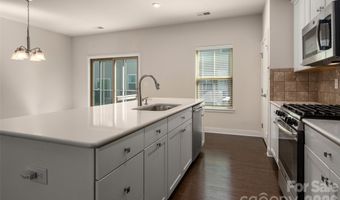 2025 Birchside Dr, Charlotte, NC 28205