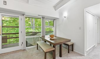 4335 AMERICANA Dr 203, Annandale, VA 22003
