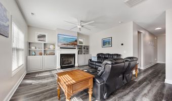 1801 Deerberry Ct, Aberdeen, NC 28315