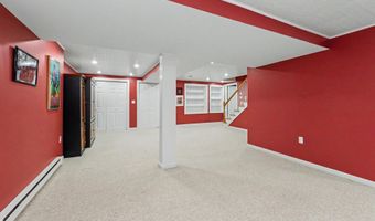 14 Karolina Ln, Bedford, NH 03110