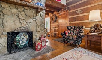 24 McCullough Hill Rd, Amity, PA 15311