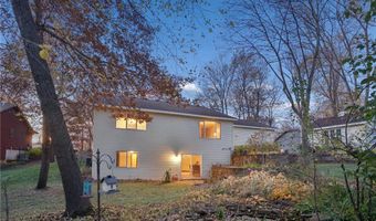 135 Hunters Path, Annandale, MN 55302