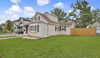 18 Tappen St, Avenel, NJ 07001