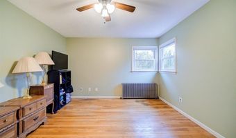 20 Provost Dr, Airmont, NY 10901