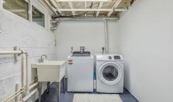 4003 AMES St NE, Washington, DC 20019