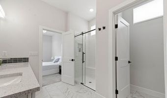 1113 W Lakeway Ct, Andover, KS 67002