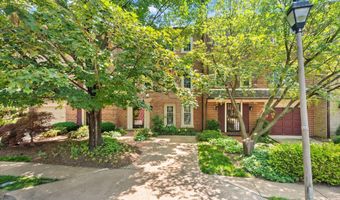 2345 S ROLFE St S, Arlington, VA 22202