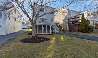 517 N JEFFERSON St, Arlington, VA 22205