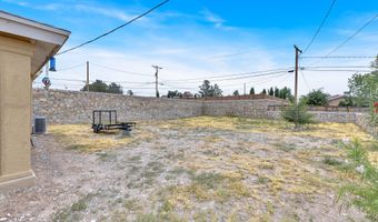 1613 Poplar St, Anthony, TX 79821