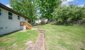 1105 GLENFIELD Rd, Fairfield, AL 35064